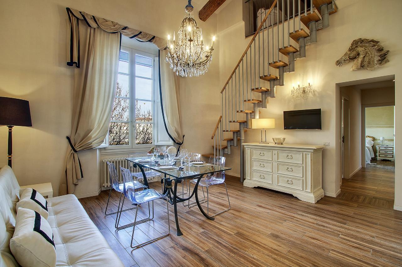 Lungarno Elegance Apartment Firenze Bagian luar foto