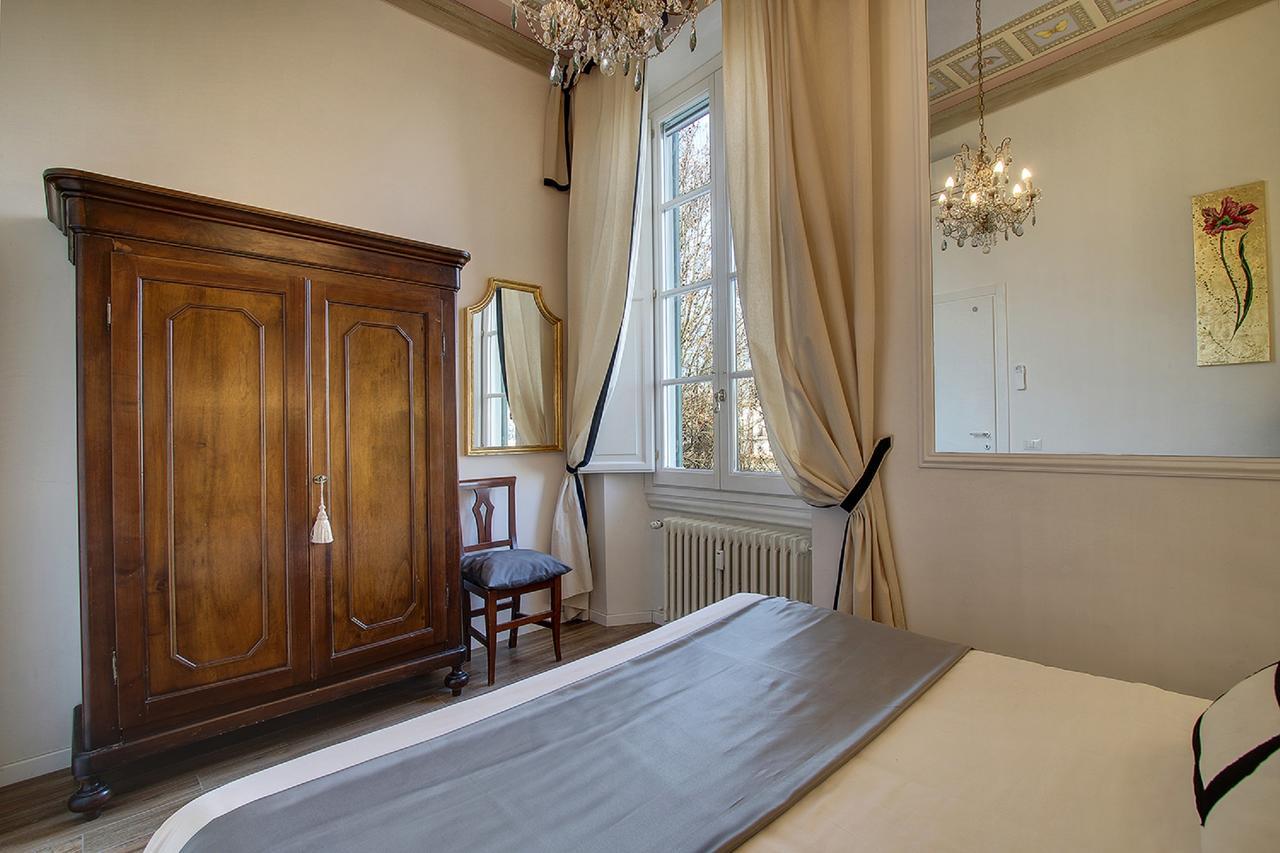Lungarno Elegance Apartment Firenze Bagian luar foto