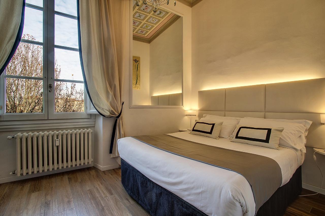 Lungarno Elegance Apartment Firenze Bagian luar foto