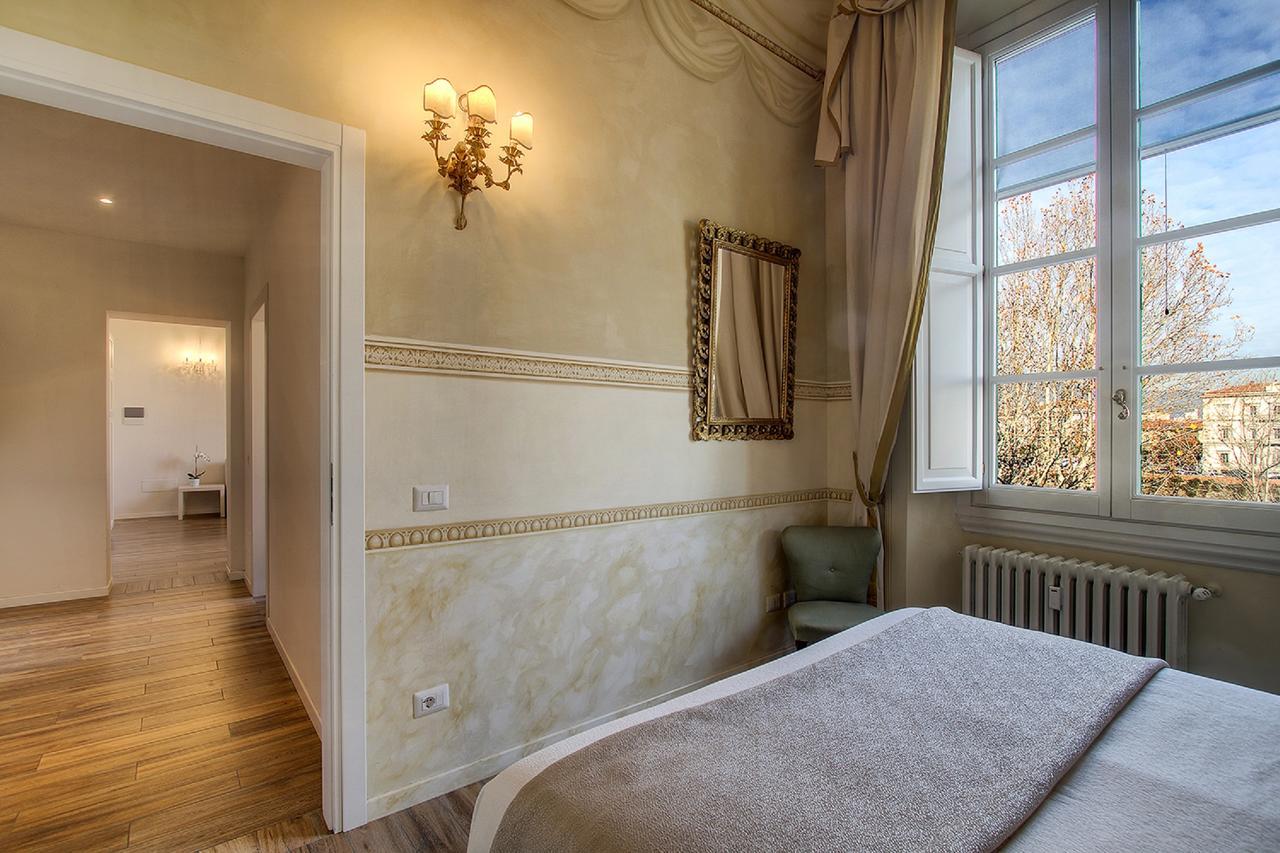 Lungarno Elegance Apartment Firenze Bagian luar foto